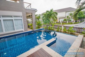 Beach Front Village Luxury House For Sale Near Bang Saray - 4 Bedrooms House For Sale In Bang Saray, Na Jomtien