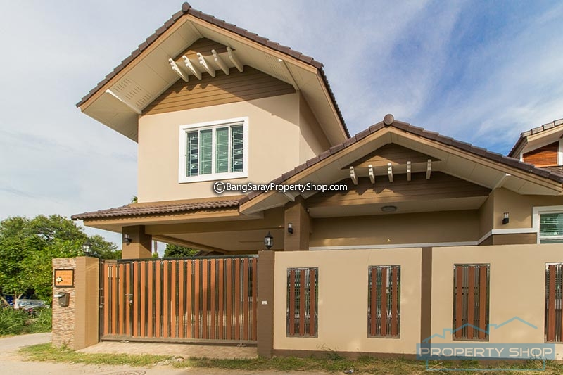 2 Storey House for Sale in Ocean Side Of Bang Saray  House  For sale