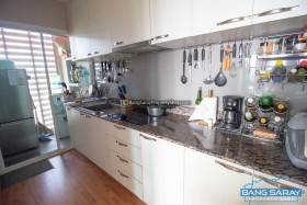 Le Beach Condominium Corner Room For Sale - 1 Bedroom Condo For Sale In Bang Saray, Na Jomtien