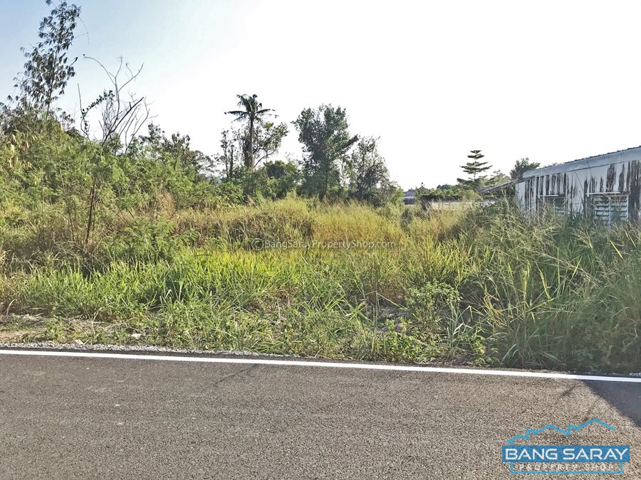 Land for Sale in Eastside of Bang Saray Land  For sale