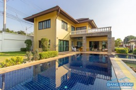 Two Storey Pool Villa Bali Style For Rent - 4 Bedrooms House For Rent In Bang Saray, Na Jomtien