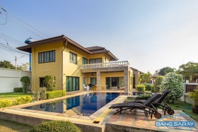 Two Storey Pool Villa Bali Style For Rent - 4 Bedrooms House For Rent In Bang Saray, Na Jomtien