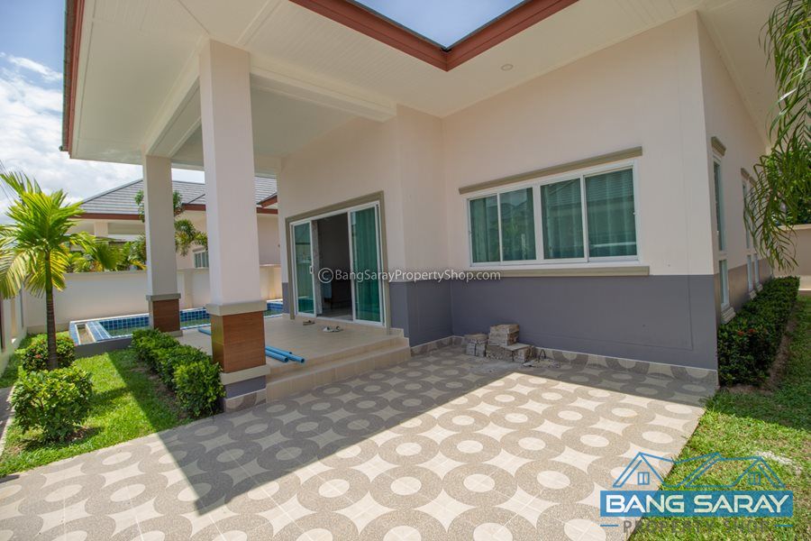 Single Storey Pool Villa for Sale in NaJomtien (Brand new) House  For sale