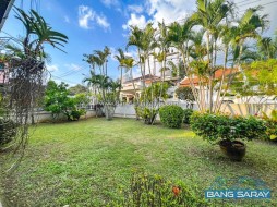 House For Sale, Just 350 M. To The Beach. - 3 Bedrooms House For Sale In Na-Jomtien, Na Jomtien