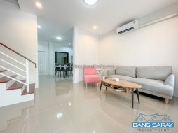 Town Home For Sale In Beachside Bang Saray - 3 Bedrooms House For Sale In Bang Saray, Na Jomtien