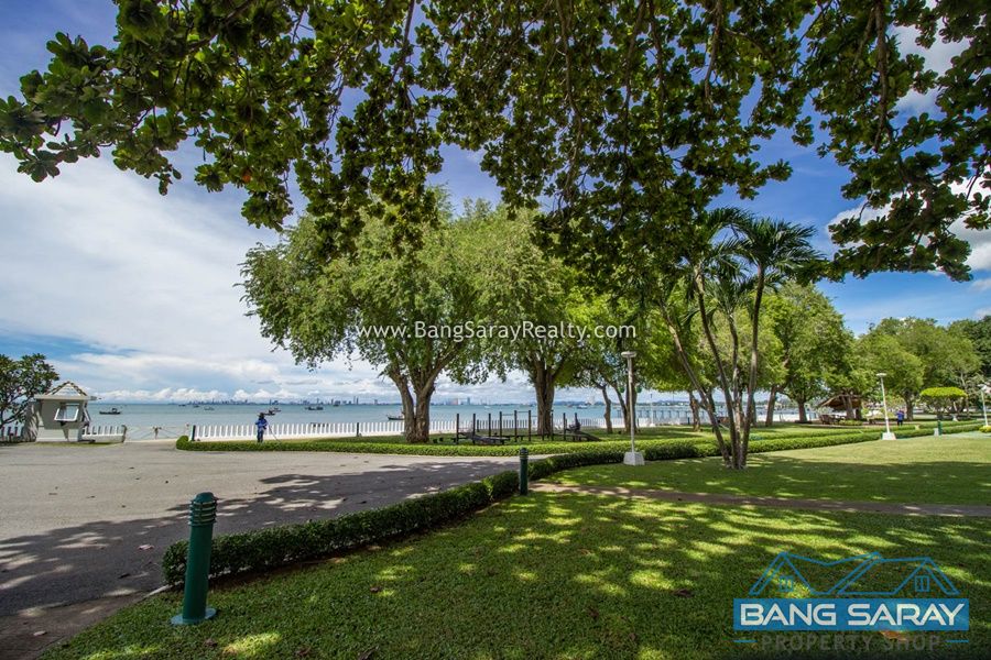 Beachfront Condo for Sale in Bang Saray Condo  For sale