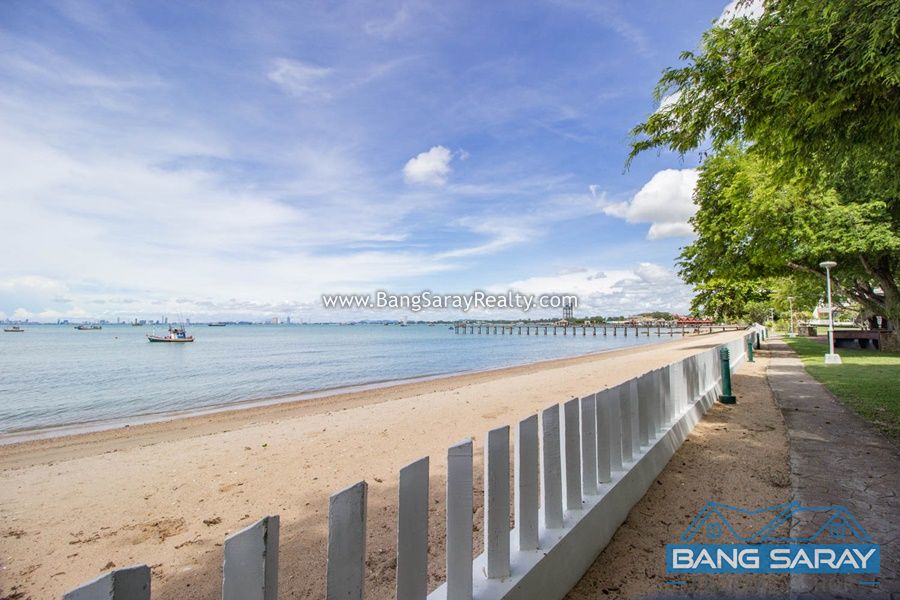 Beachfront Condo for Sale in Bang Saray Condo  For sale