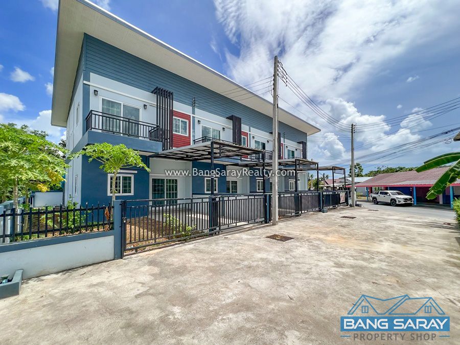 Town Home for Sale near NongNuch Garden House  For sale