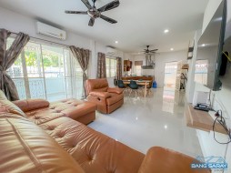 House For Rent In Bang Saray Beachside - 2 Bedrooms House For Rent In Bang Saray, Na Jomtien