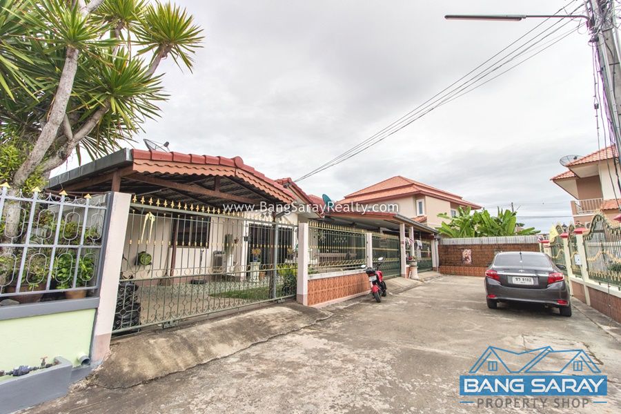 Corner house for Sale in Bang Saray House  For sale