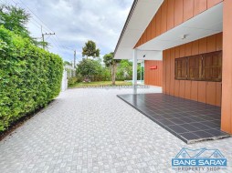 Private Pool Villa In Bang Saray Beachside For Sale & Rent - 3 Bedrooms House For Sale And Rent In Bang Saray, Na Jomtien