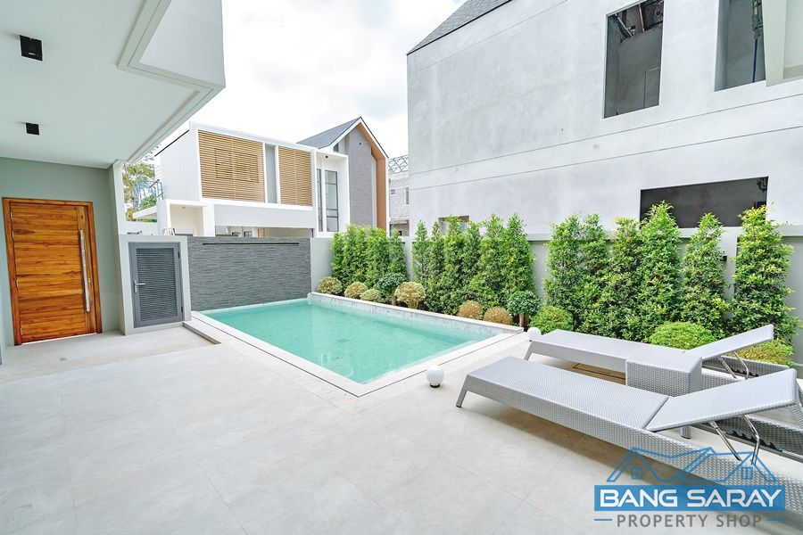 Modern Luxury Style Pool villa Pattaya (Brand new!) House  For sale