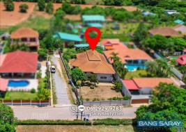 Single Detached House With Large Plot In Bang Saray - 3 Bedrooms House For Sale In Bang Saray, Na Jomtien