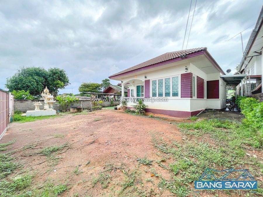 Single house for Sale in beachside of Bang Saray. House  For sale