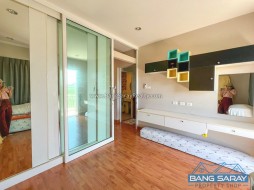 Condo For Sale Only 250m. To The Beach - 1 Bedroom Condo For Sale In Bang Saray, Na Jomtien