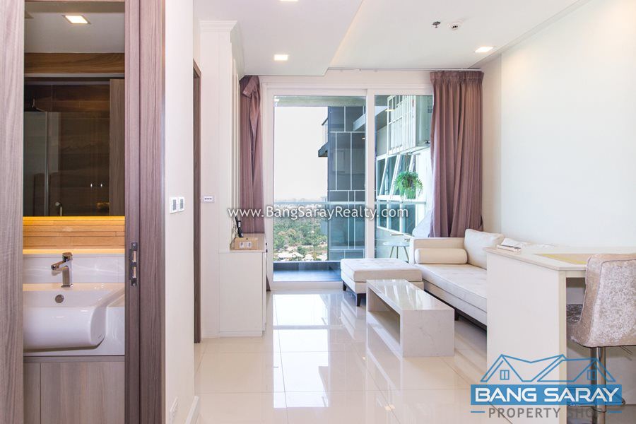 Beach front condo for rent in Bang Saray (Pattaya side) Condo  For rent