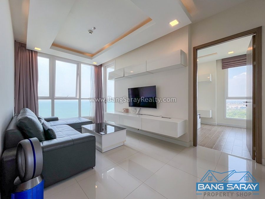 Corner unit with Sea view, Beachfront Bang Saray Condo for Rent. Condo  For rent