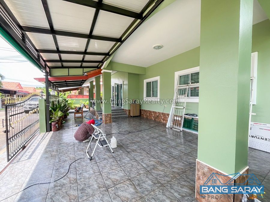 Newly Renovate, Corner House in Bang Saray House  For sale