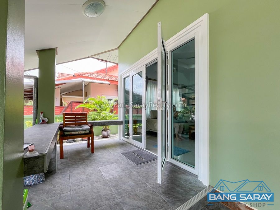 Newly Renovate, Corner House in Bang Saray House  For sale