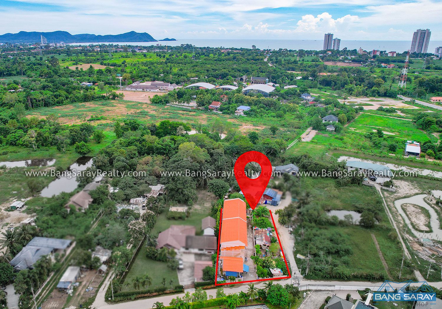 Apartment for Sale on 1 Rai of Land in soi Wat Yan Business  For sale