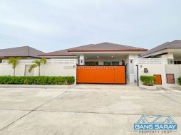 Pool Villa For Sale In Na Jomtien - 3 Bedrooms House For Sale In Na-Jomtien, Na Jomtien