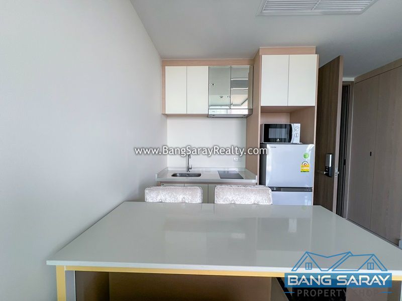 Beachfront Bang Saray Condo for Rent, Sea Views Condo  For rent
