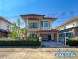Spacious 2-Storey Detached House With Communal Pool - 3 Bedrooms House For Rent In Bang Saray, Na Jomtien