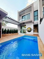 Pool Villa, Only 10 Minutes From The Beach - 3 Bedrooms House For Sale In Bang Saray, Na Jomtien