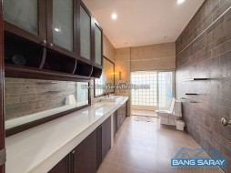 Corner House With Private Swimming Pool, Bang Saray - 4 Bedrooms House For Sale And Rent In Bang Saray, Na Jomtien