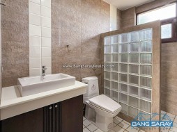 Corner House With Private Swimming Pool, Bang Saray - 4 Bedrooms House For Sale And Rent In Bang Saray, Na Jomtien